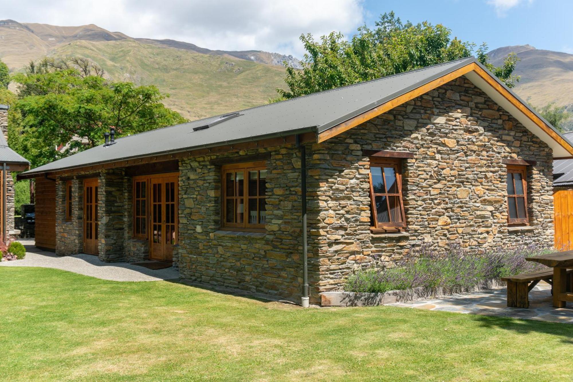Wanaka Homestead Lodge & Cottages Kültér fotó